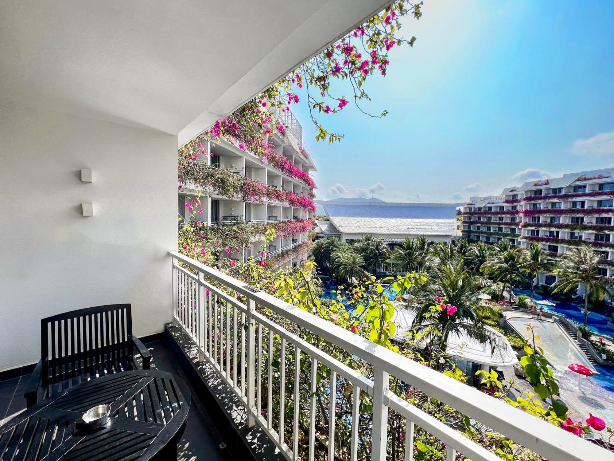 Palace Resort Yalong Bay Санья Екстер'єр фото